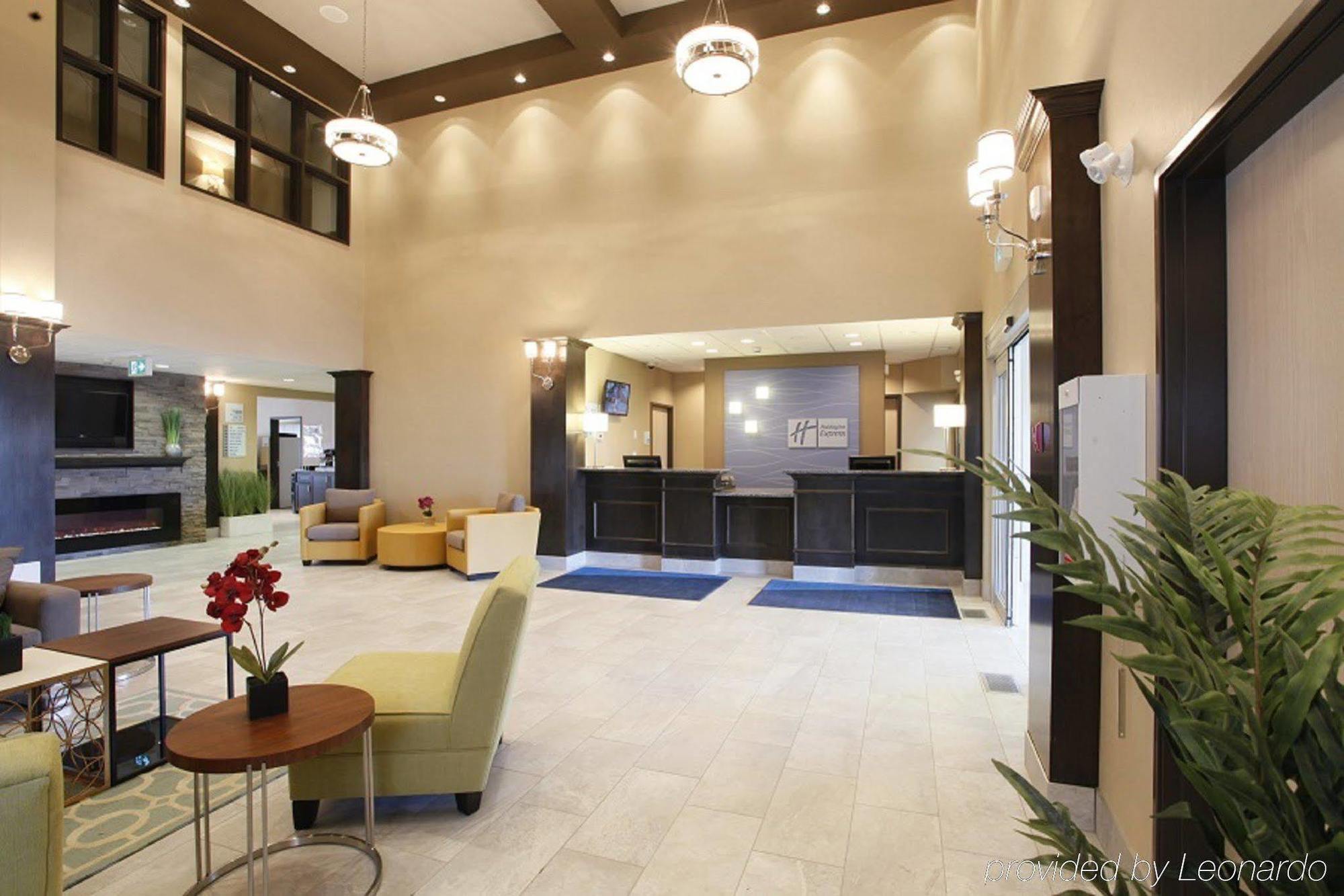 Holiday Inn Express Fort St John By Ihg Fort St. John Exterior photo