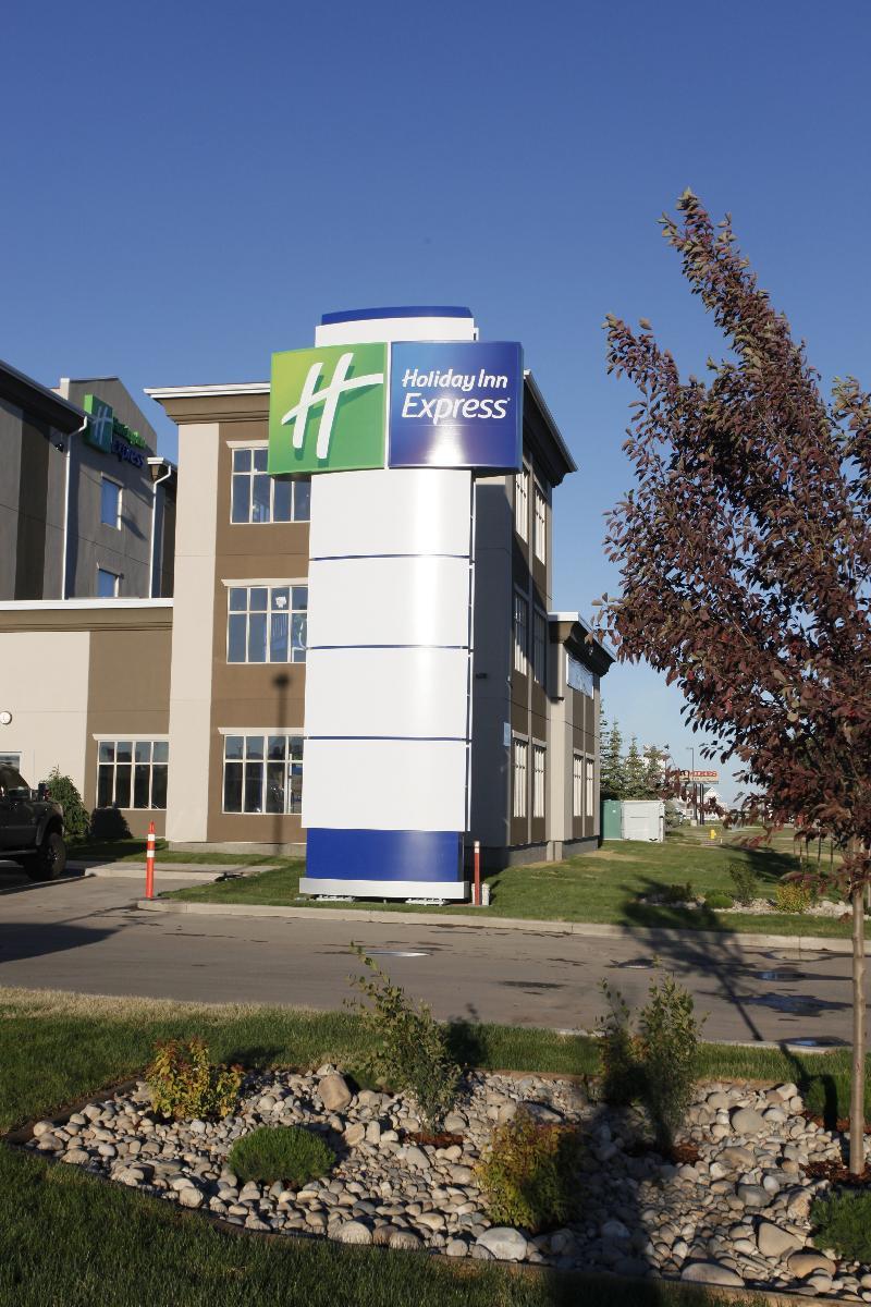 Holiday Inn Express Fort St John By Ihg Fort St. John Exterior photo